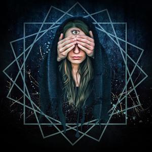 大胸美女慢慢脱下来
