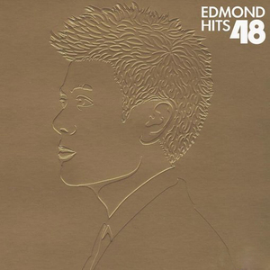 大胸美女慢慢脱下来
