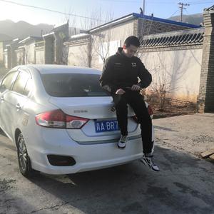 大胸美女慢慢脱下来
